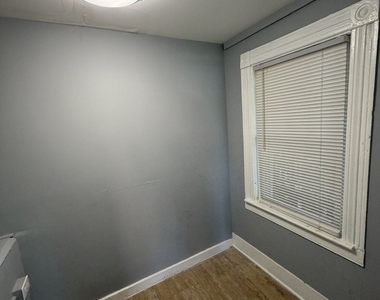 22 Hawthorne Street - Photo Thumbnail 3