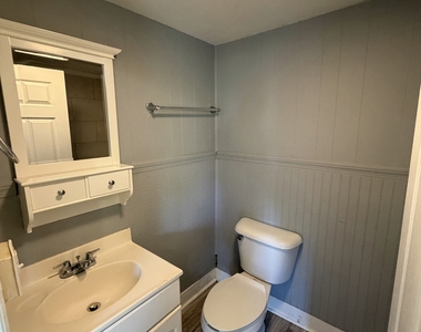 22 Hawthorne Street - Photo Thumbnail 6