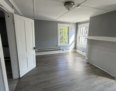 22 Hawthorne Street - Photo Thumbnail 11