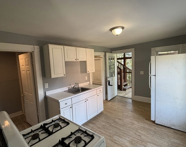 22 Hawthorne Street - Photo Thumbnail 2