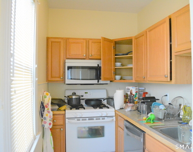 90 Avon Street - Photo Thumbnail 6