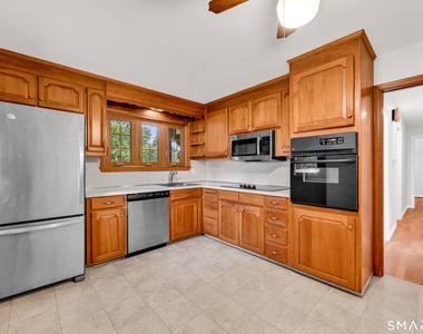 7 Olson Avenue - Photo Thumbnail 6