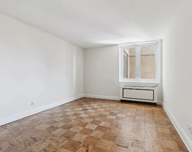 East 71st Street - Photo Thumbnail 1
