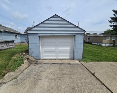 1106 Bechtel St - Photo Thumbnail 11