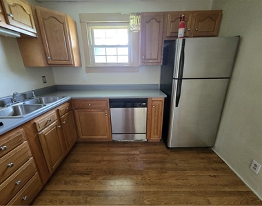 1106 Bechtel St - Photo Thumbnail 1