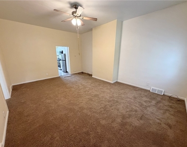 1412 Main St - Photo Thumbnail 13