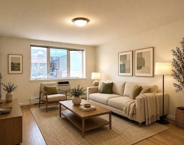 73-04 Ditmars Boulevard - Photo Thumbnail 2