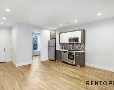 119 Guernsey Street - Photo Thumbnail 4