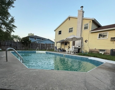 30 Ardencrest Road - Photo Thumbnail 9