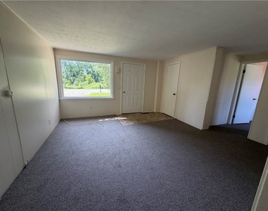 1846 Ridge Road - Photo Thumbnail 4