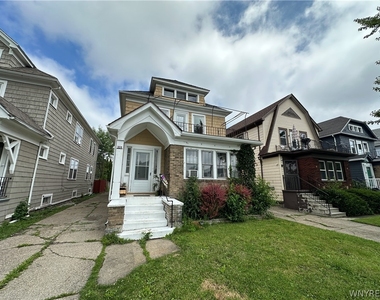 394 Taunton Place - Photo Thumbnail 1