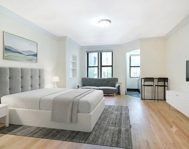  East 46th Street - Photo Thumbnail 1