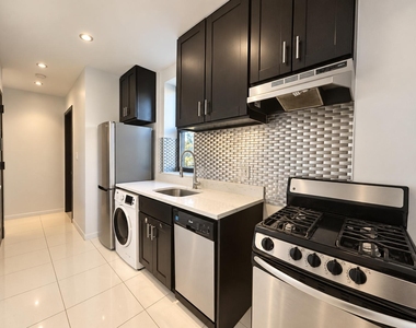 953 Columbus Avenue - Photo Thumbnail 9
