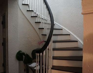 534 W Stratford - Photo Thumbnail 4