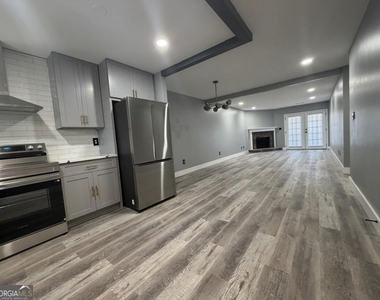 5505 Park Place S - Photo Thumbnail 4