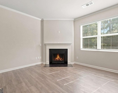 157 Lost Creek Boulevard - Photo Thumbnail 7