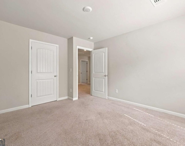 157 Lost Creek Boulevard - Photo Thumbnail 24