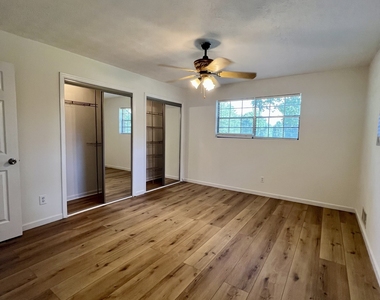 6695 Courtney Drive - Photo Thumbnail 9