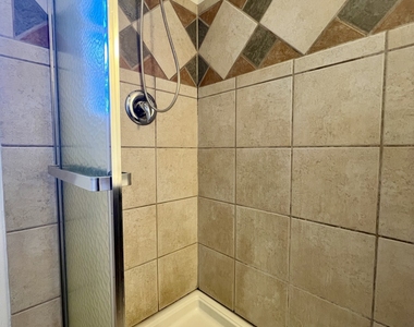 6695 Courtney Drive - Photo Thumbnail 15