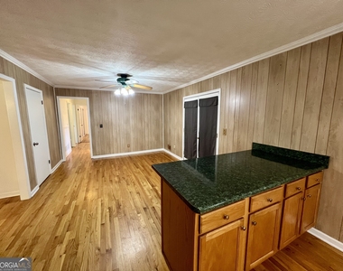 6695 Courtney Drive - Photo Thumbnail 17