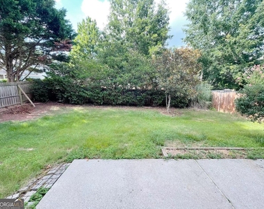 401 Norton Crossing - Photo Thumbnail 19