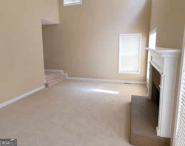 825 Stoneglen Court - Photo Thumbnail 15