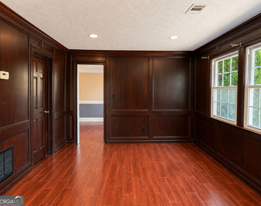 4225 Friar Tuck Lane - Photo Thumbnail 5