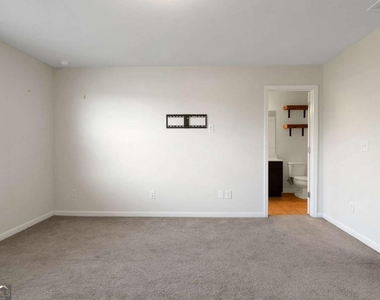 6353 Mountain Home Way Se - Photo Thumbnail 16