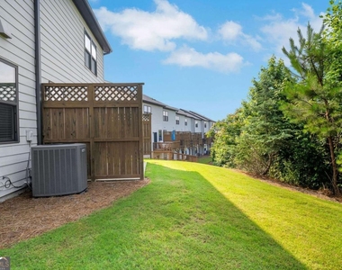 6353 Mountain Home Way Se - Photo Thumbnail 1