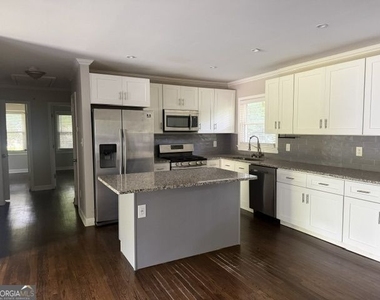 3155 Beech Drive - Photo Thumbnail 4