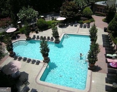 1110 Westchester Ridge Ne - Photo Thumbnail 12