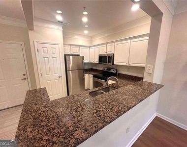1110 Westchester Ridge Ne - Photo Thumbnail 4