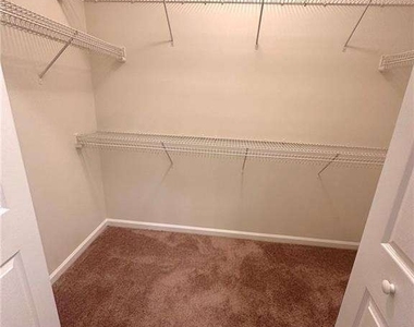1110 Westchester Ridge Ne - Photo Thumbnail 10