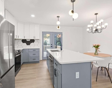 203 Wendell Drive Se - Photo Thumbnail 9