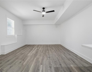 230 Pinebridge Court - Photo Thumbnail 41