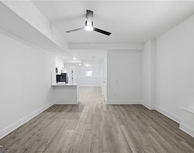 230 Pinebridge Court - Photo Thumbnail 42