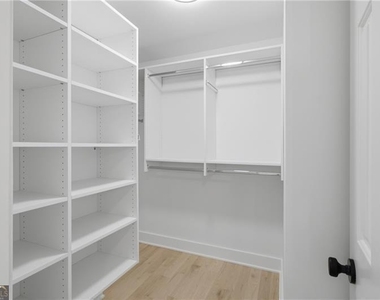 230 Pinebridge Court - Photo Thumbnail 26