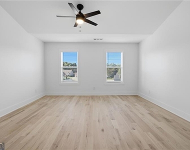 230 Pinebridge Court - Photo Thumbnail 20