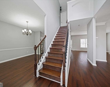 4085 Pineset Drive - Photo Thumbnail 5