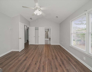 4085 Pineset Drive - Photo Thumbnail 19