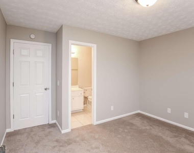 2454 Canary Court - Photo Thumbnail 10