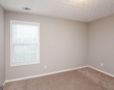 2454 Canary Court - Photo Thumbnail 9