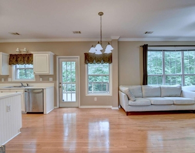 2172 Woodbriar Drive - Photo Thumbnail 16
