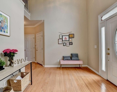 2172 Woodbriar Drive - Photo Thumbnail 2