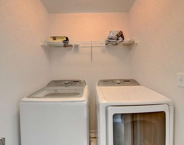 2172 Woodbriar Drive - Photo Thumbnail 33