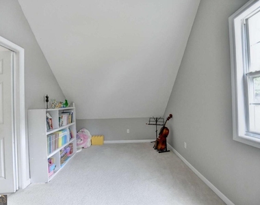 2172 Woodbriar Drive - Photo Thumbnail 25