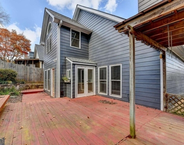 1112 Ashbury Drive - Photo Thumbnail 52