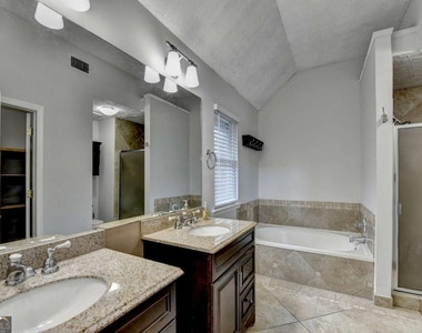 1112 Ashbury Drive - Photo Thumbnail 45