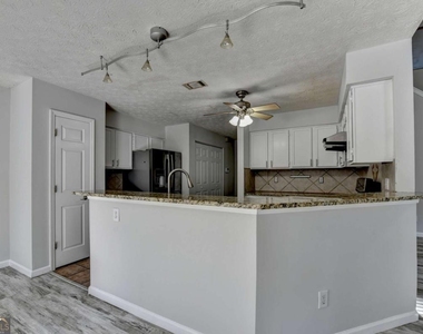 1112 Ashbury Drive - Photo Thumbnail 21