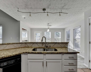 1112 Ashbury Drive - Photo Thumbnail 25